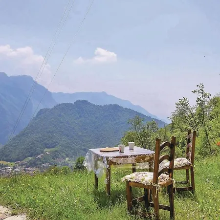 Semesterbostad Casa Alpe Corniola *